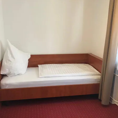 Agat Hofheim-wallau Hotel 2*